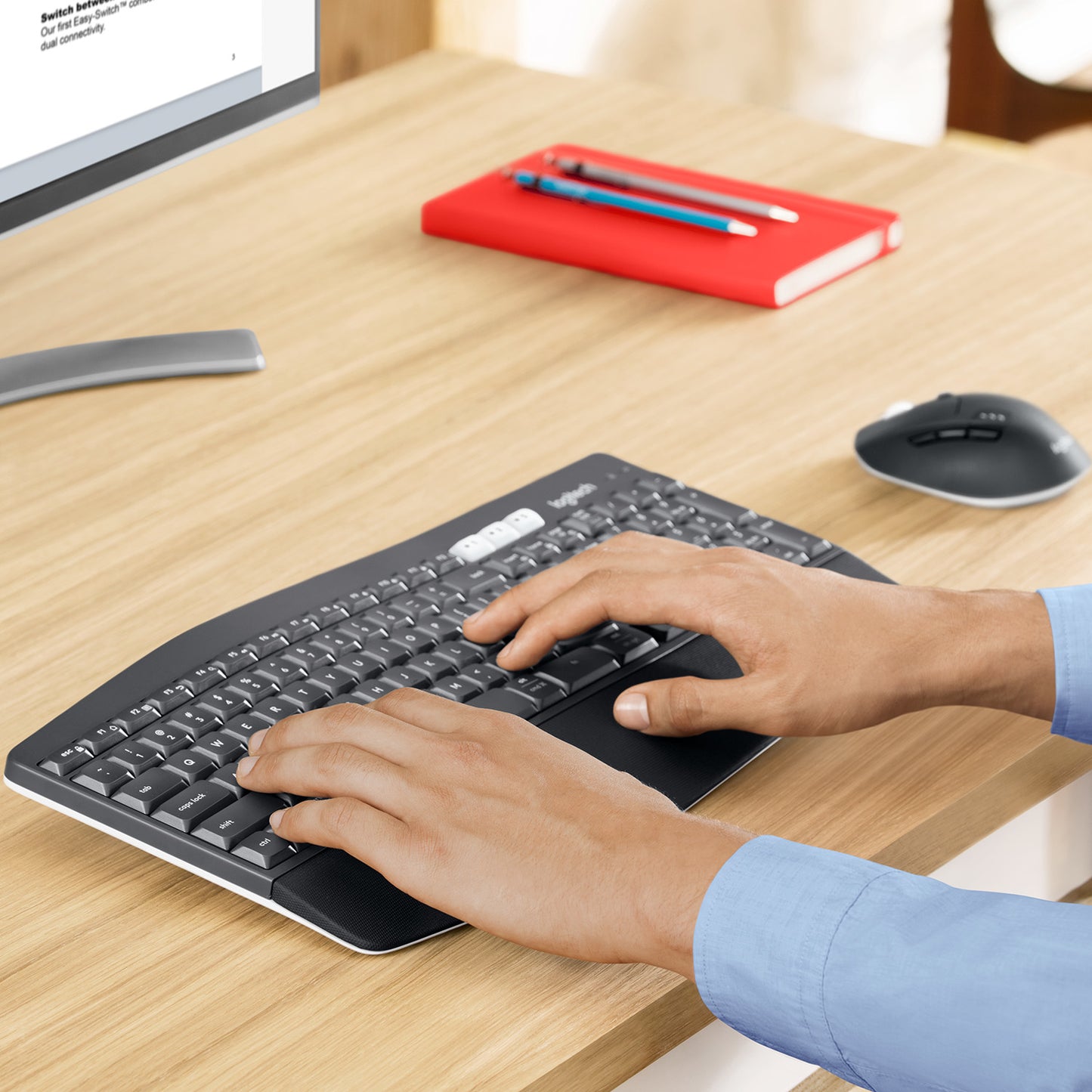 Logitech MK850 Performance Wireless Keyboard & Mouse Combo