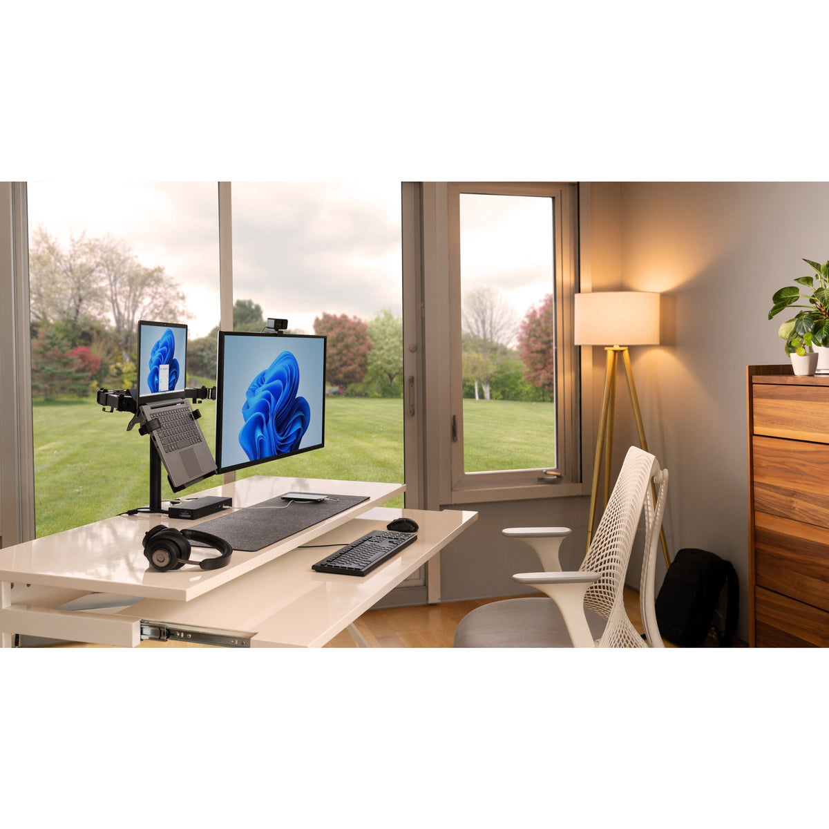 Kensington SmartFit Ergo Dual Extended Monitor Arm Mount