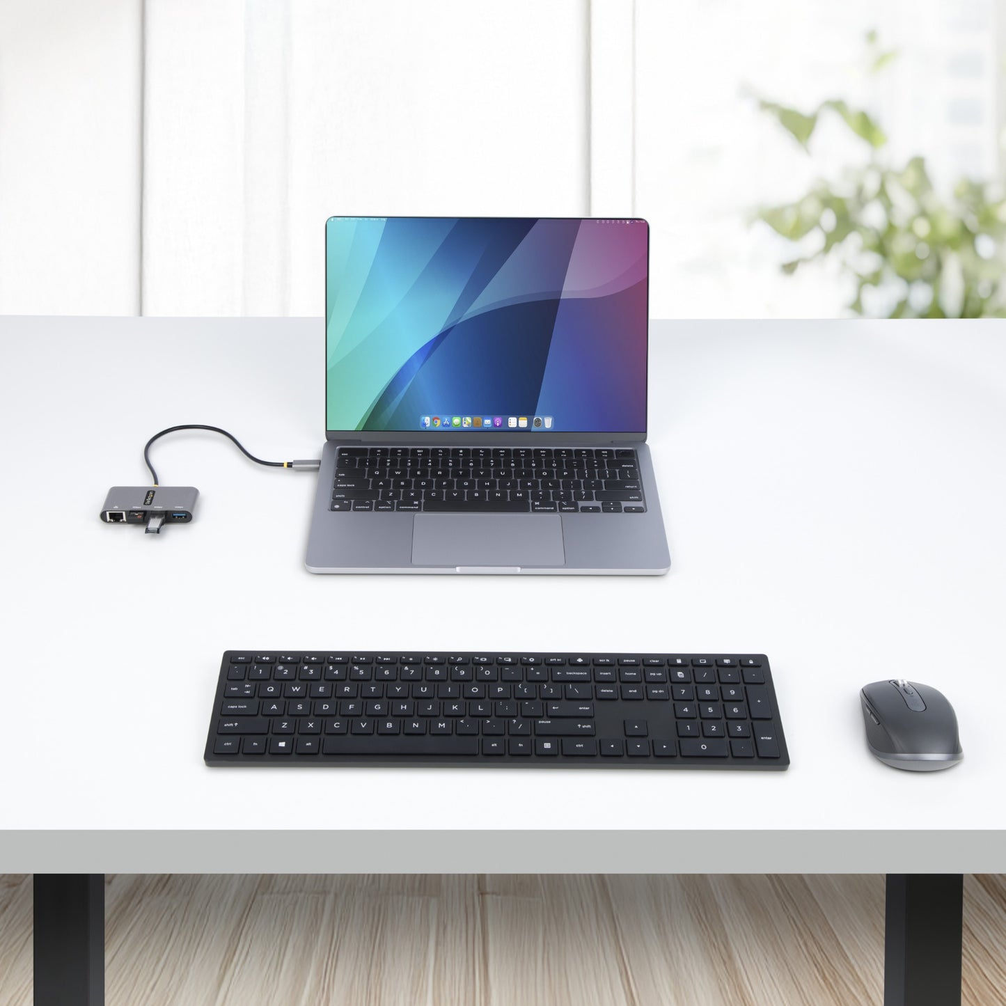 StarTech.com 3-Port Hub Ethernet USB-C Docking Station