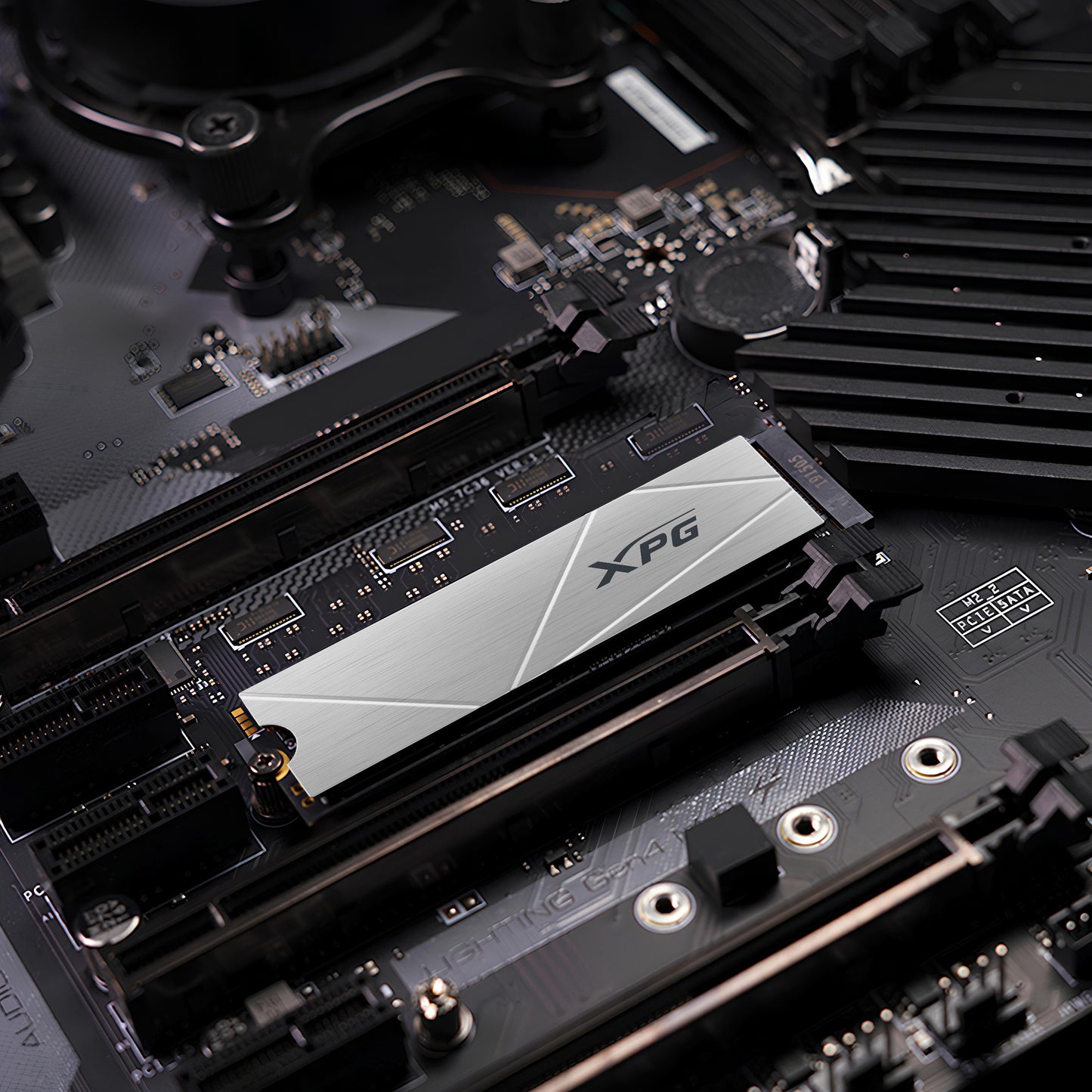 ADATA AGAMMIXS60-1T-CS 1TB M.2 NVMe PCIe Gen4 SSD