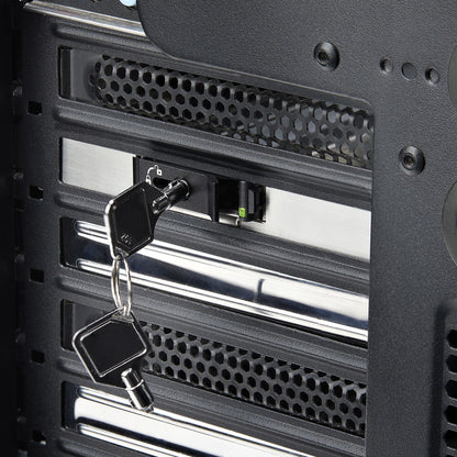 StarTech.com M.2 NVMe SSD to PCIe x4 Mobile Rack/Backplane with Removable Tray for Hub