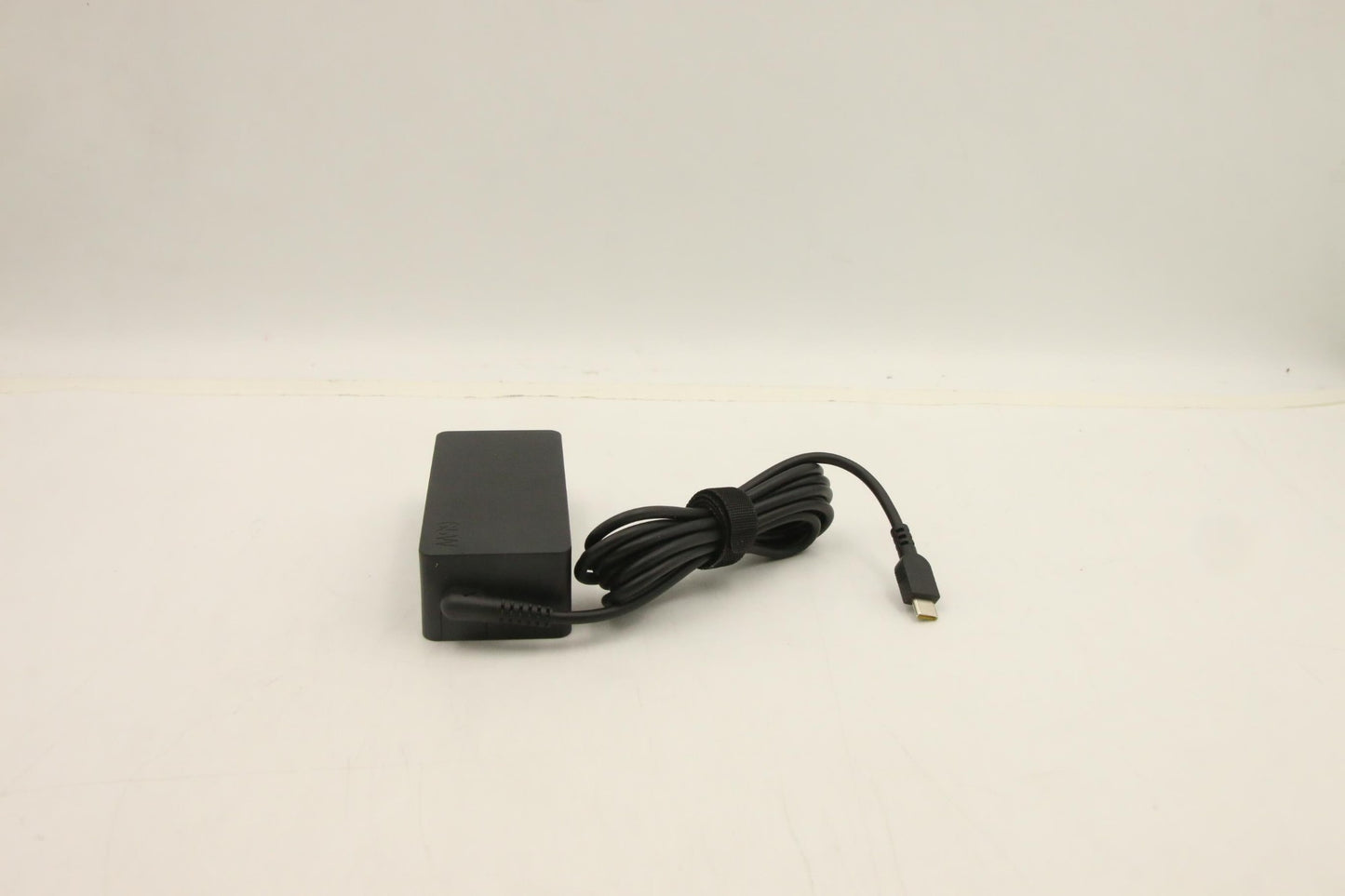 Lenovo 5A10W86302 power adapter/inverter Indoor 65 W Black Charger