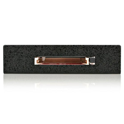 StarTech.com 3.5in Drive Bay IDE to Single CF SSD Adapter Card Reader - TAA Hub