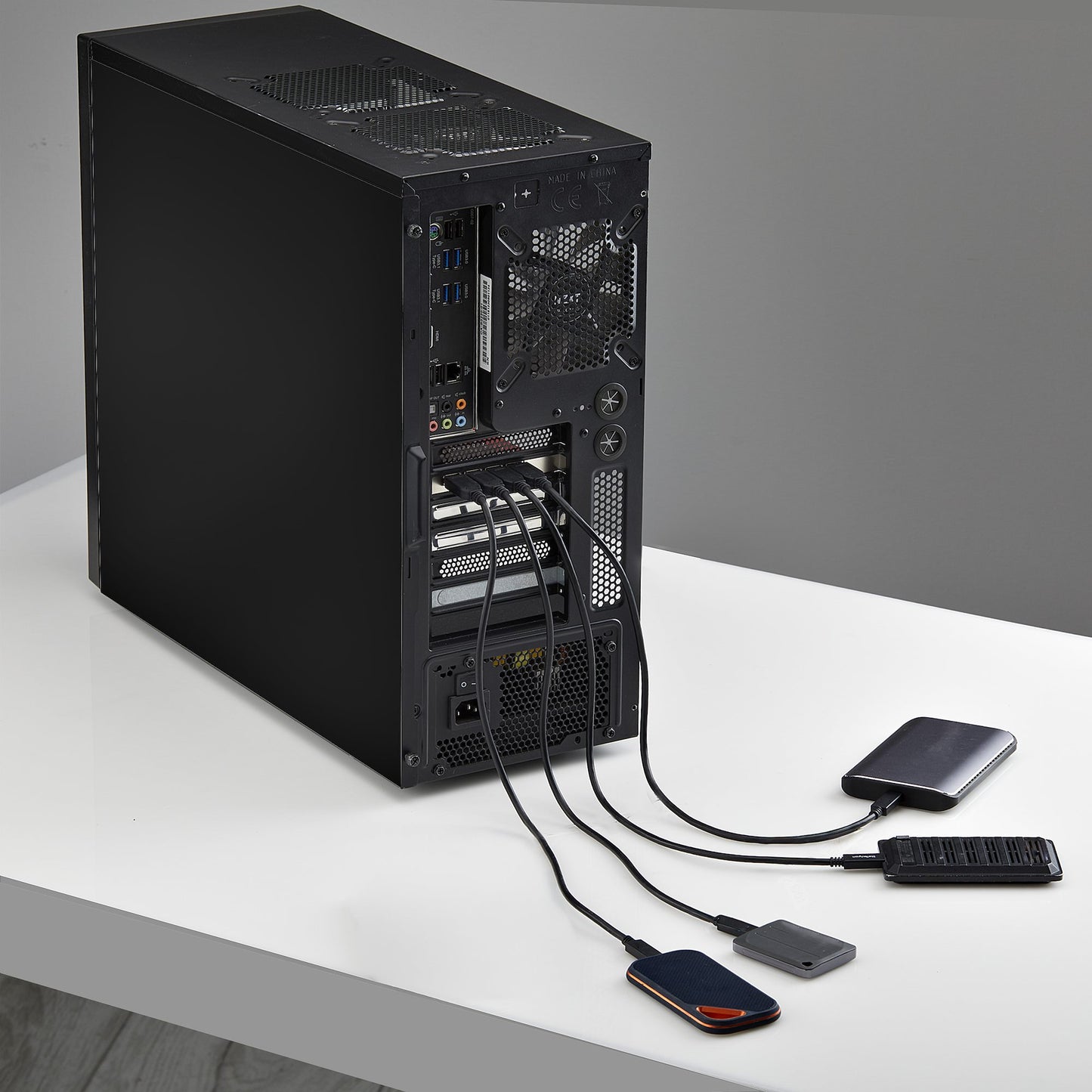 StarTech.com 4-Port USB-A PCIe Card, USB 3.2 10Gbps, PCI Express 3.0 Expansion Card Hub