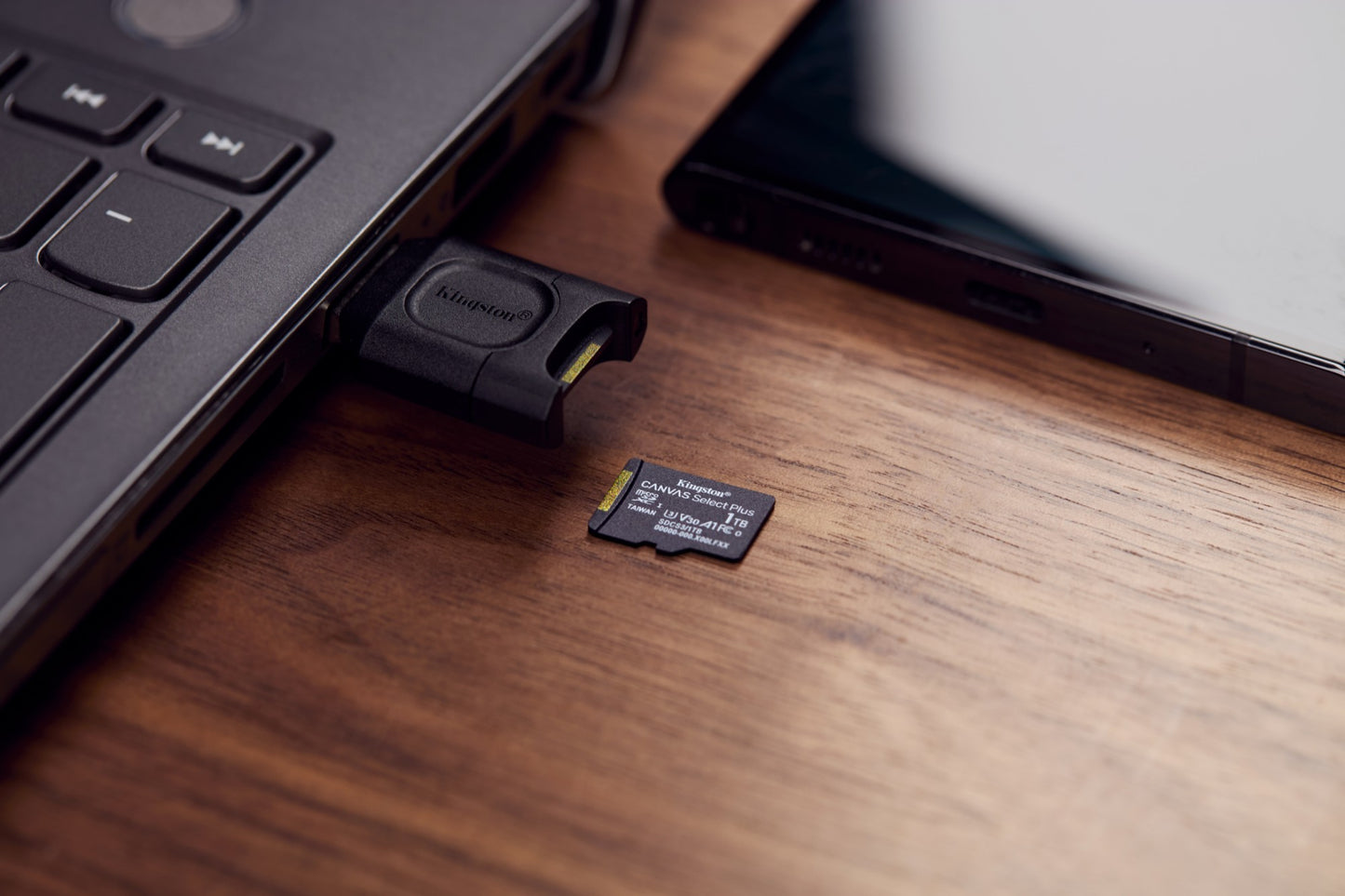 Kingston Technology SDCS3/1TB 1TB HDD