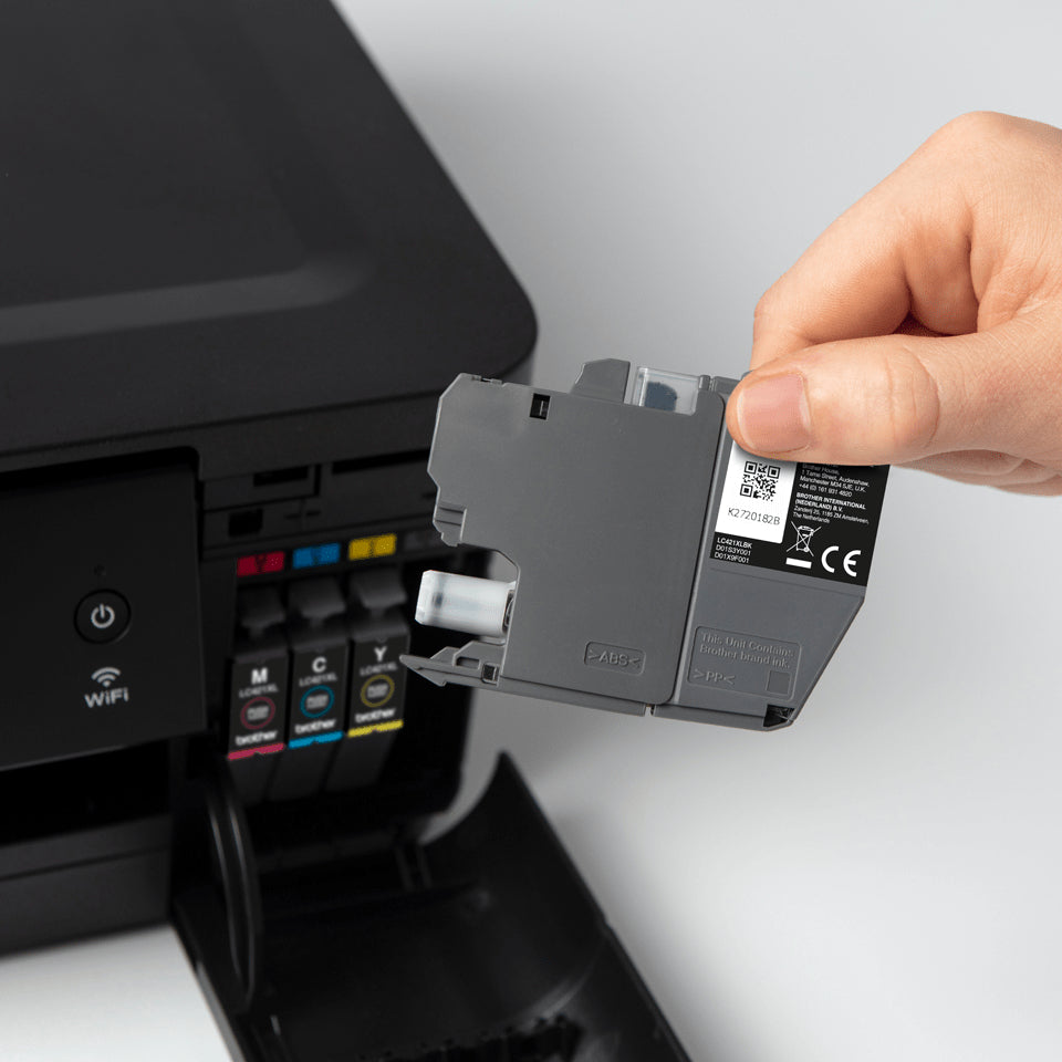 Brother LC-421XLBK Black Ink Cartridge (500 pages, Brother DCP-J 1050)