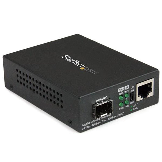 StarTech.com Multi-Mode (MM) / Single Mode (SM) Fiber Media Converter for 10/100/1000 Networks, Standalone Gigabit Ethernet to Fiber Converter, Open SFP Slot - TAA Networking