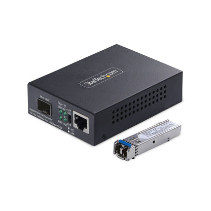 StarTech.com Single-Mode (SM) LC Fiber Media Converter for 10/100/1000 Networks, Standalone Gigabit Ethernet to Fiber Converter, 40km - TAA Networking