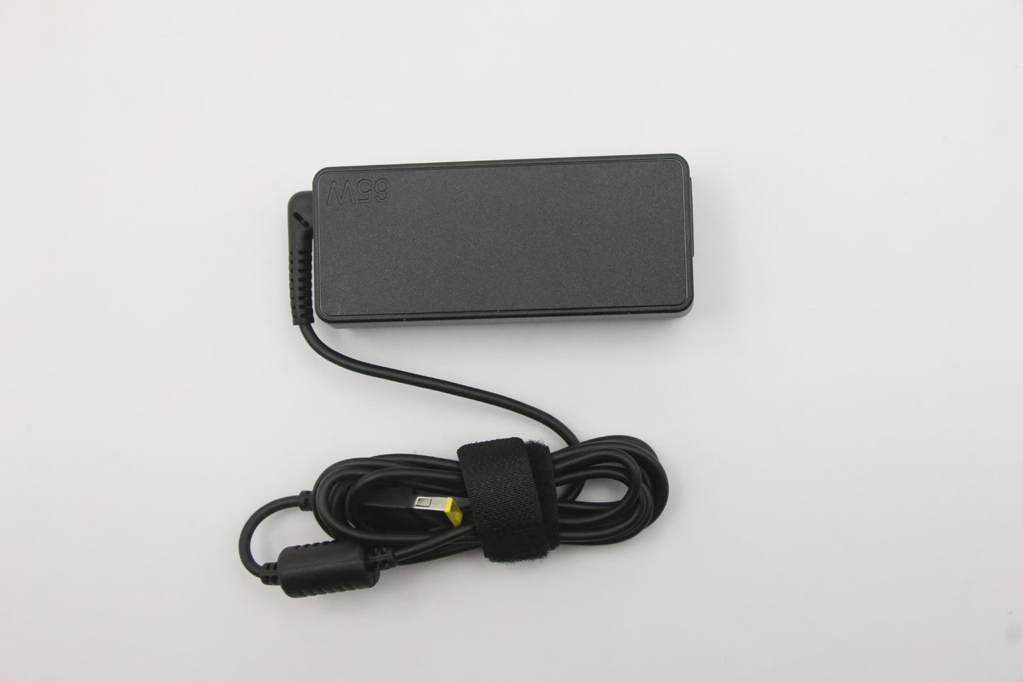 Lenovo 5A10V03250 power adapter/inverter Indoor 65 W Black Charger
