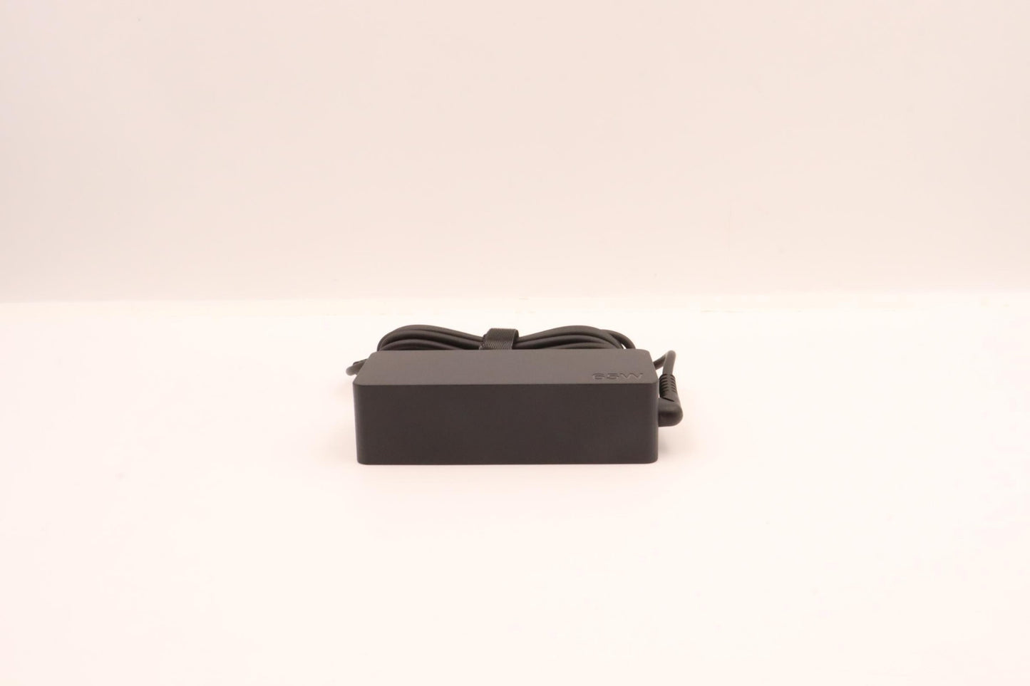 Lenovo 5A10W86254 power adapter/inverter Indoor 65 W Black Charger