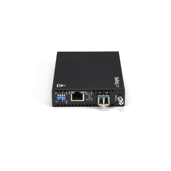StarTech.com Gigabit Ethernet Copper-to-Fiber Media Converter - SM LC - 10 km Networking