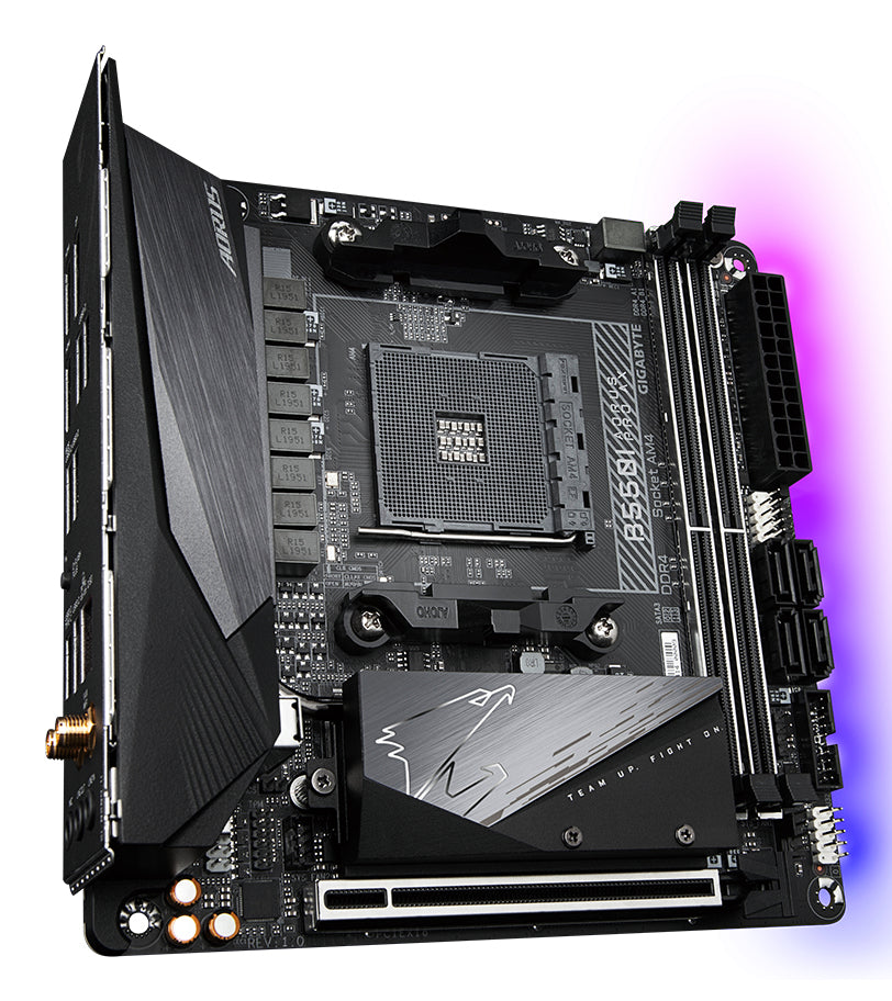 Gigabyte B550I AORUS PRO AX Motherboard - AMD Ryzen 5000 CPUs, 8 Phases VRM, up to