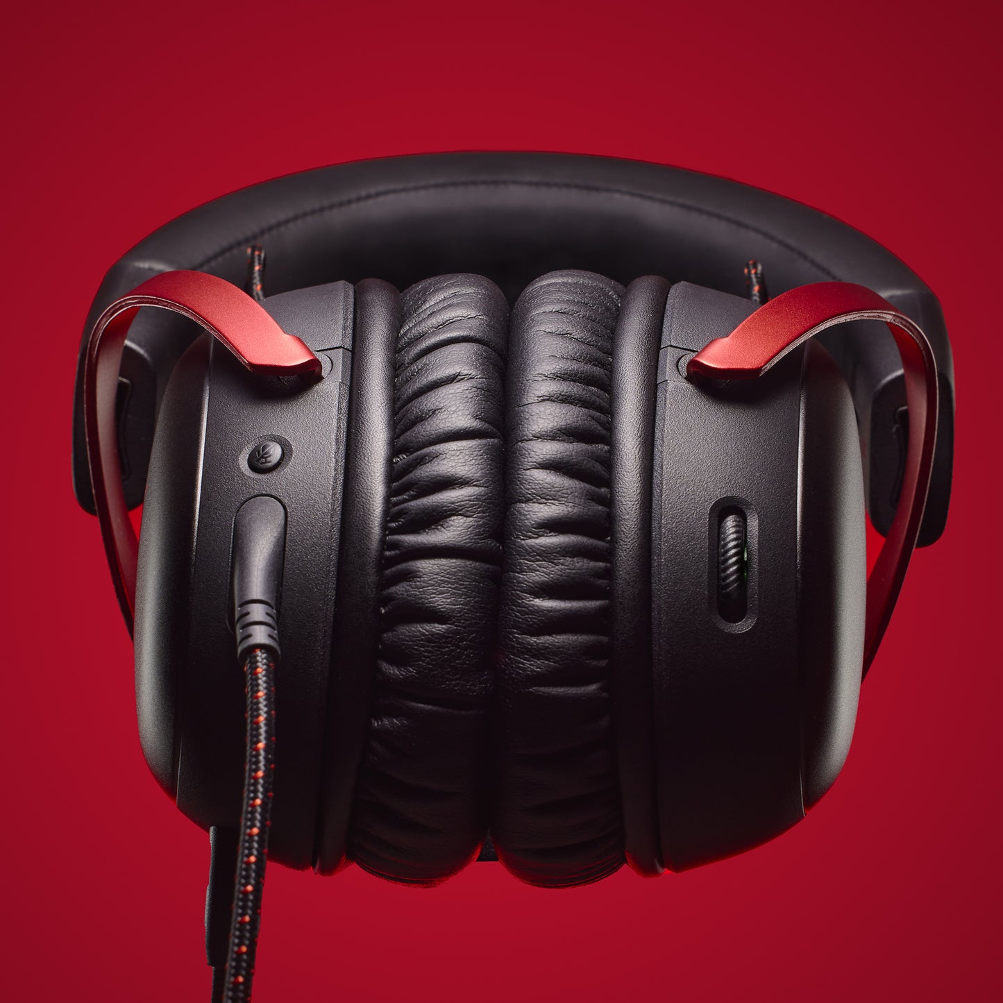 HyperX Cloud III - Gaming Headset (Black)