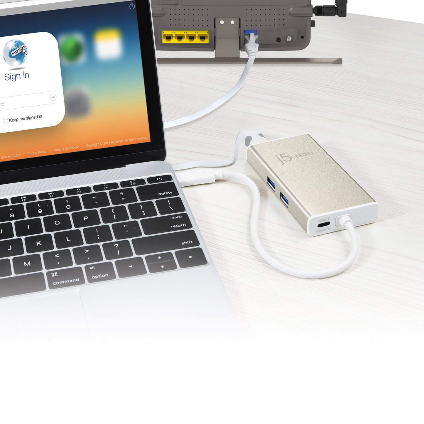 j5create JCA374-N Multi-Adapter USB-C Docking Station