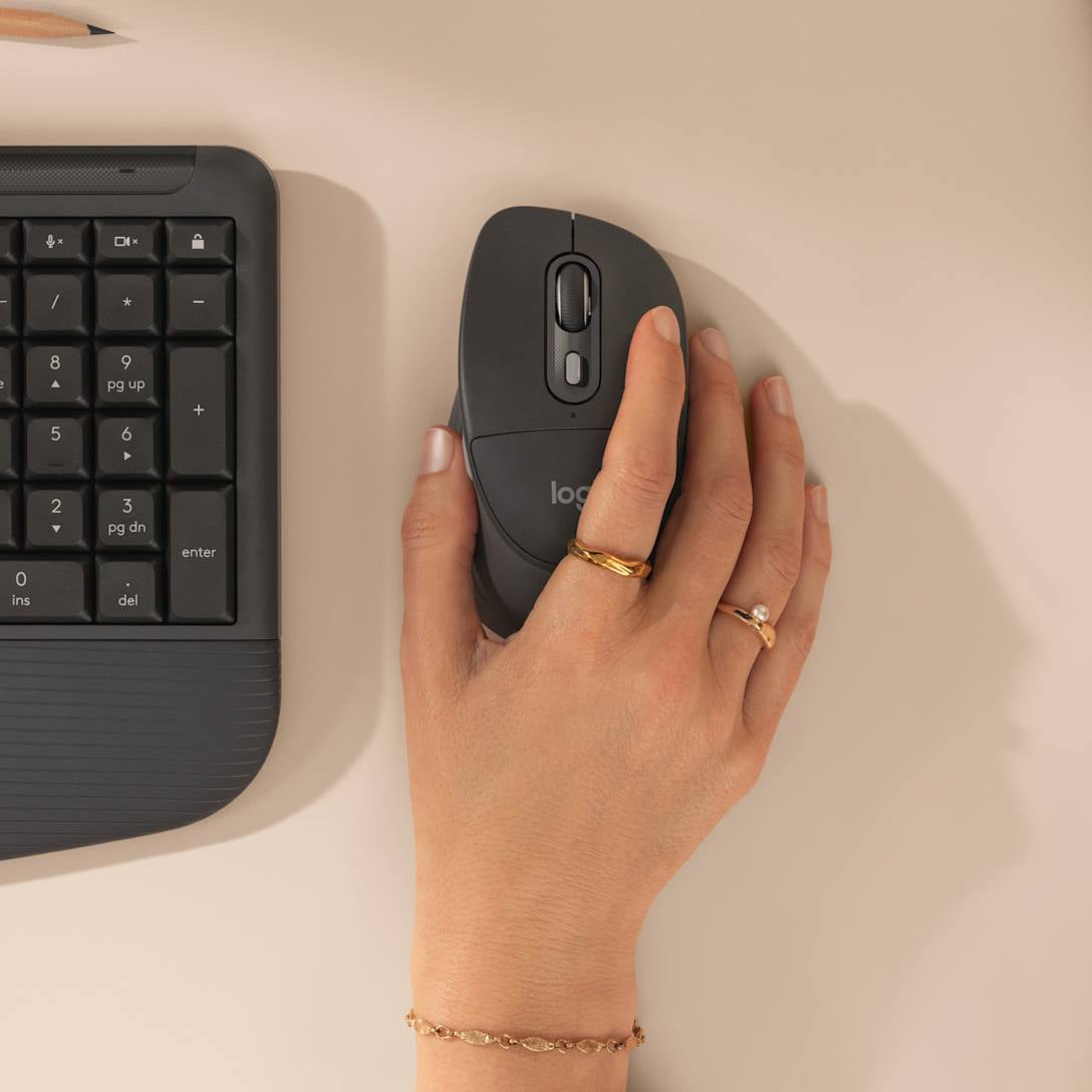 Logitech Signature Comfort Plus Wireless Mouse
