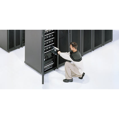 APC UPS (3MBT9B4)