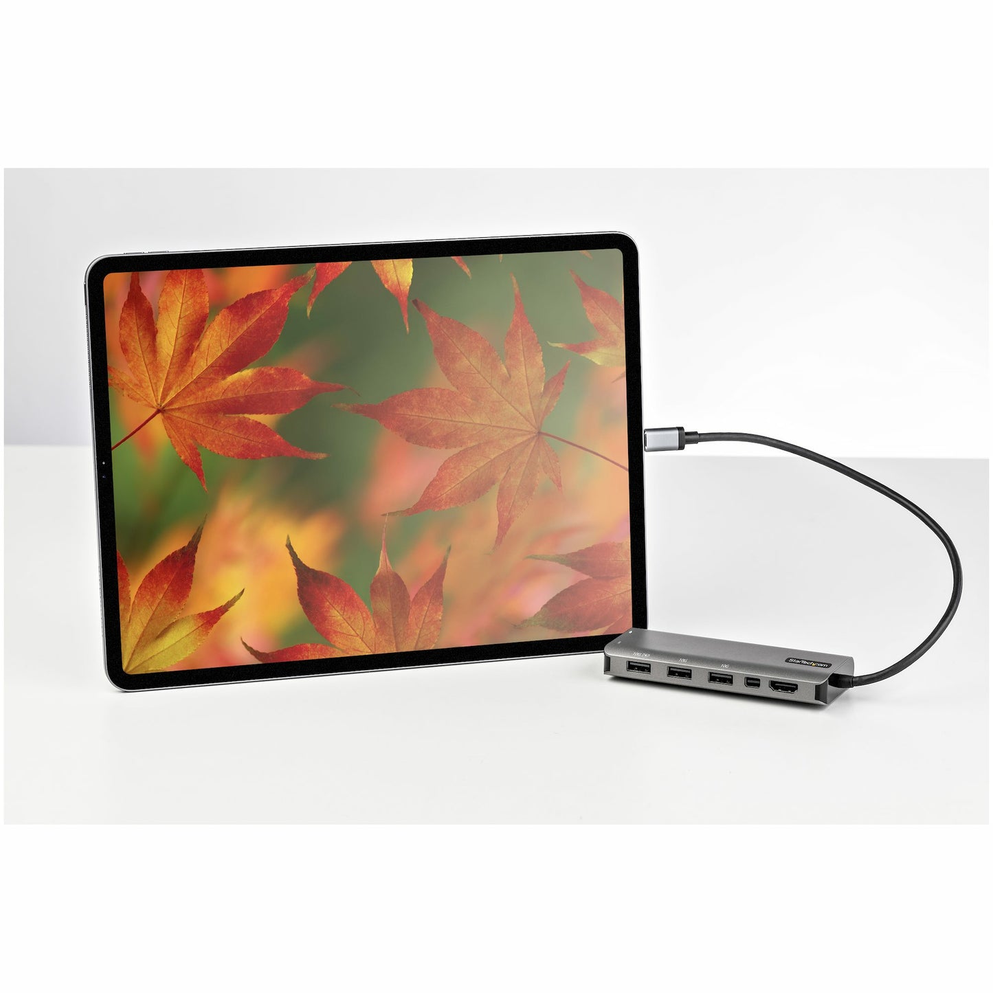 StarTech.com Multiport Adapter or USB-C Docking Station 100W