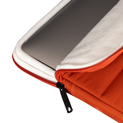 Targus Puffer 40.6 cm (16") Sleeve case Orange Laptop Bag