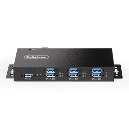 StarTech.com 7-Port Managed USB Hub with 7x USB-A, Heavy Duty with Metal Industrial
