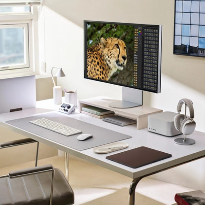 LG 32U990A-S 32" 6144x3456 IPS Monitor