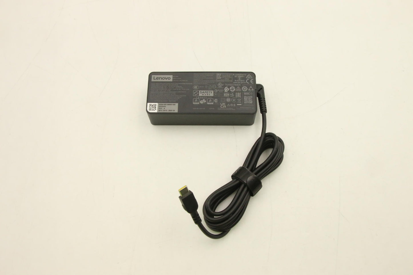Lenovo 5A10W86302 power adapter/inverter Indoor 65 W Black Charger