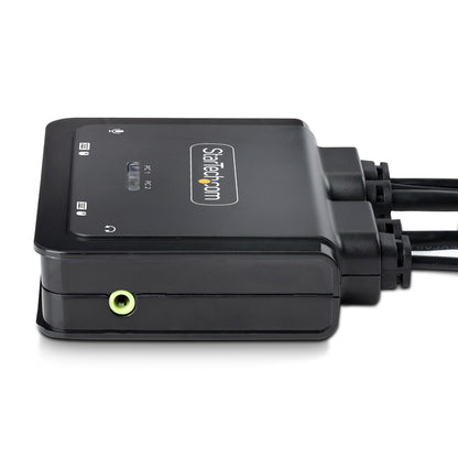 StarTech.com 2-Port Hybrid USB-C DisplayPort Cable KVM Switch, 4K 60Hz, Compact KVM