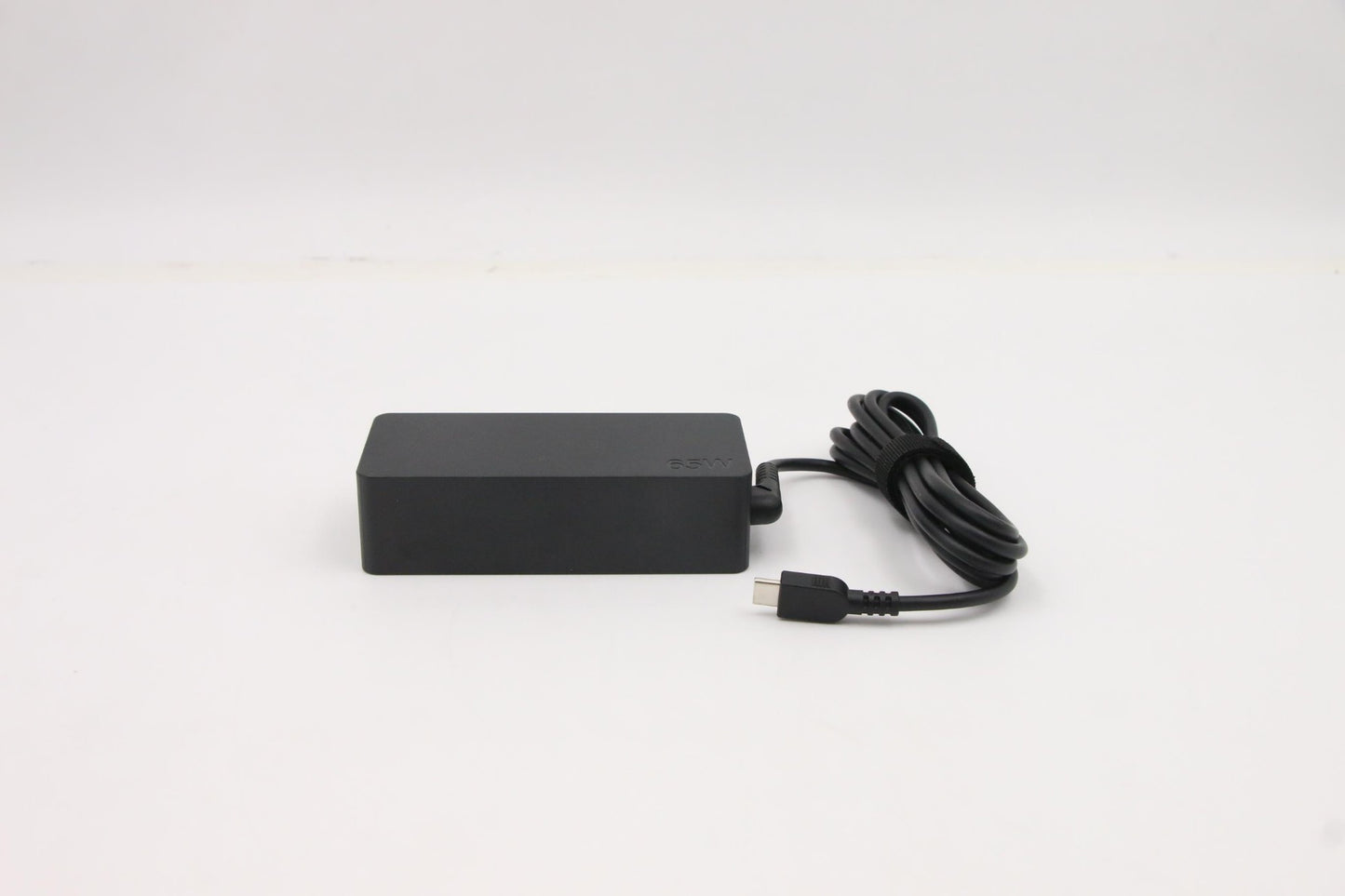 Lenovo 5A10W86251 power adapter/inverter Indoor 65 W Black Charger