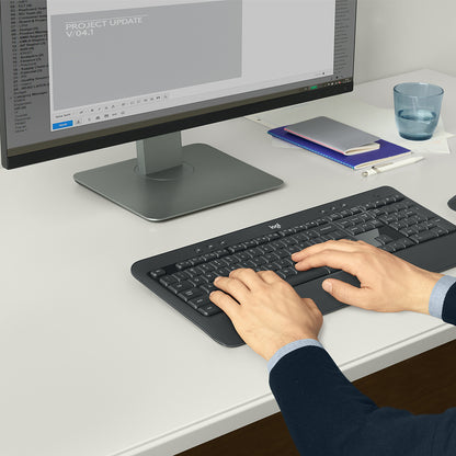 Logitech MK540 Advanced Wireless Keyboard & Mouse Combo
