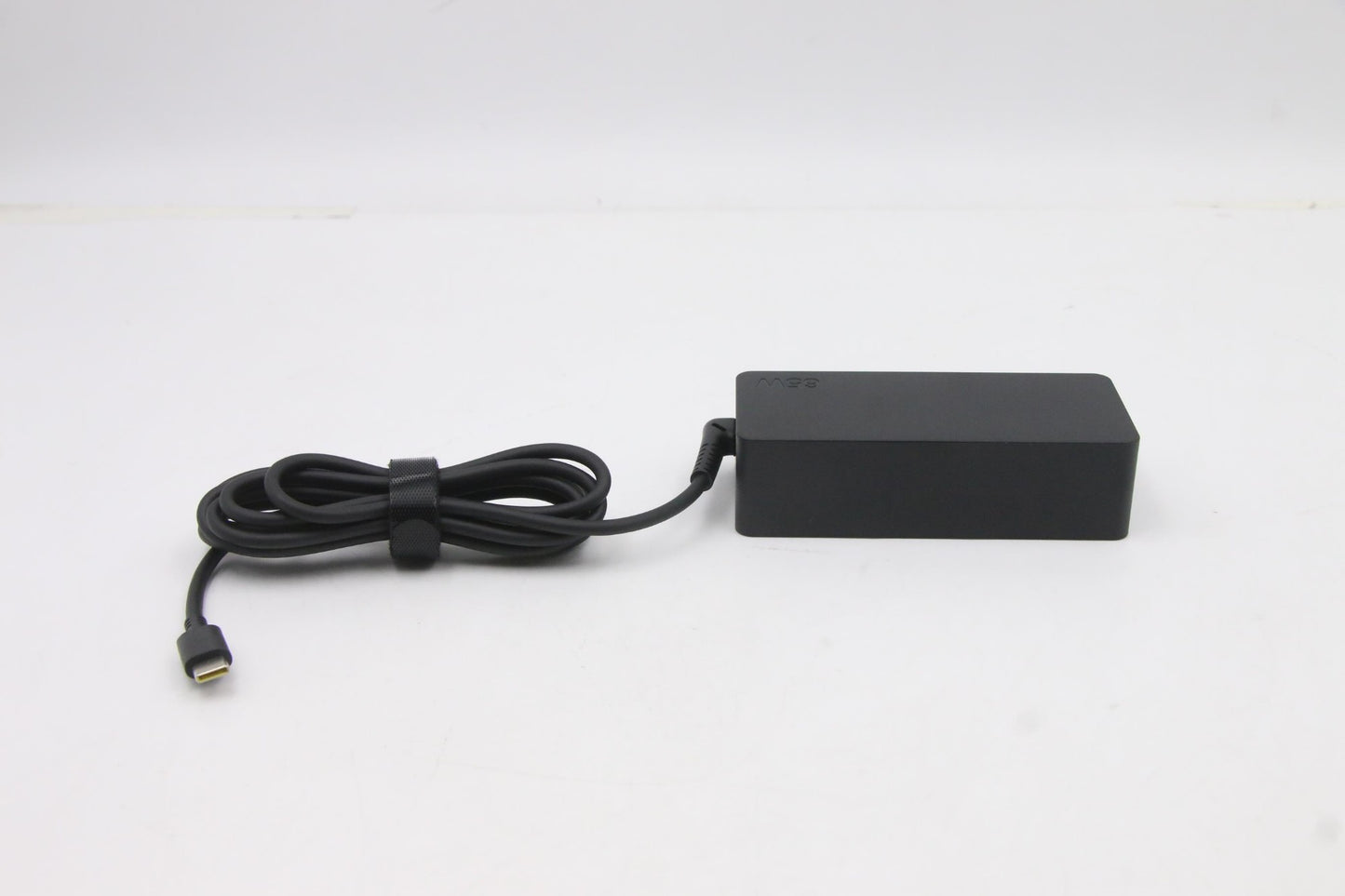 Lenovo 5A10W86261 power adapter/inverter Indoor 65 W Black Charger
