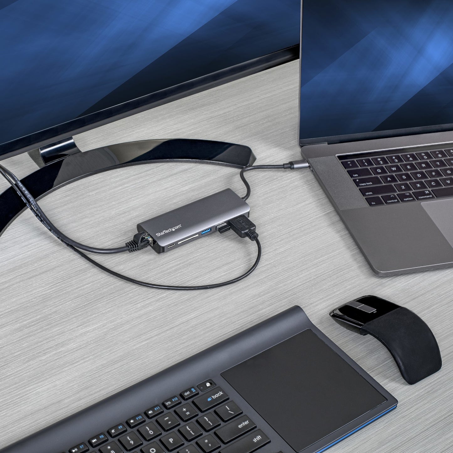 StarTech.com Multiport Adapter Travel Thunderbolt 3 Docking Station