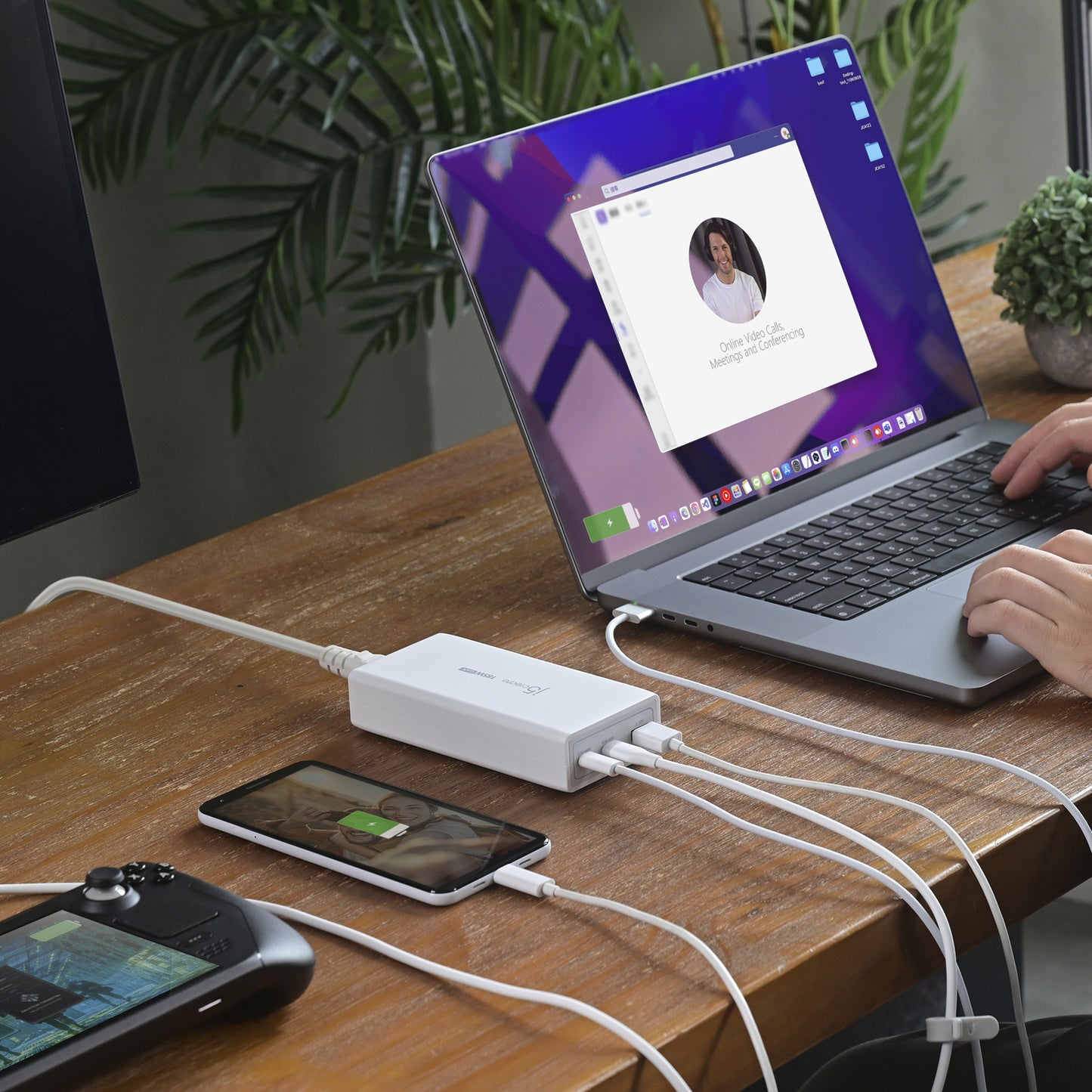 j5create JUP37185W 185W GaN PD 3.1 USB-C® 3-Port Charger-EU, Black