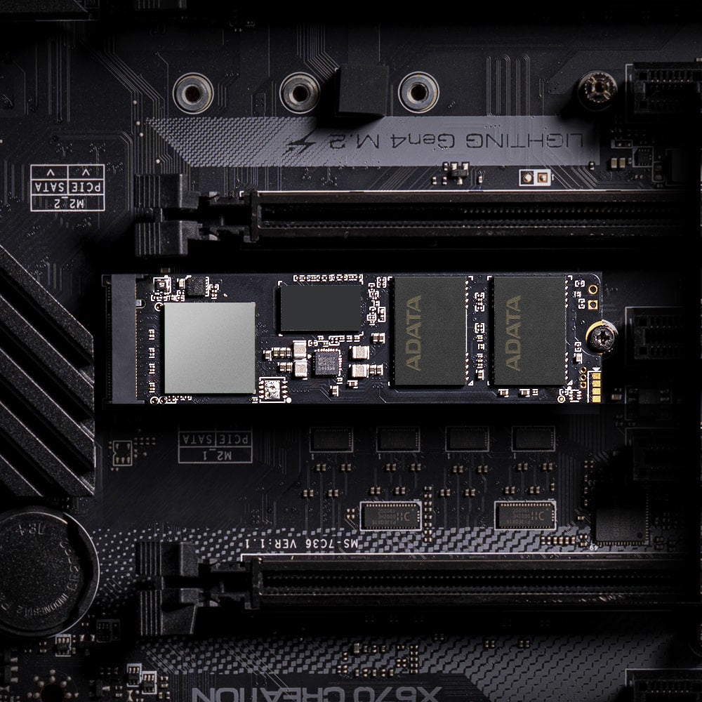 ADATA AGAMMIXS70B-512G-CS 512GB M.2 NVMe PCIe Gen4 SSD